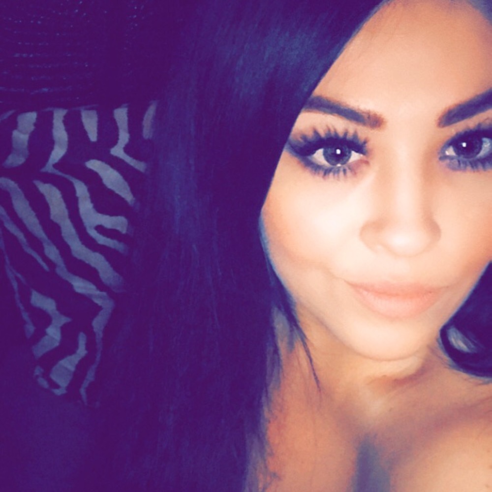 Meet your Posher, Sharon